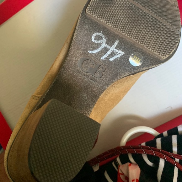 Ankle Boots - Picture 6 of 7